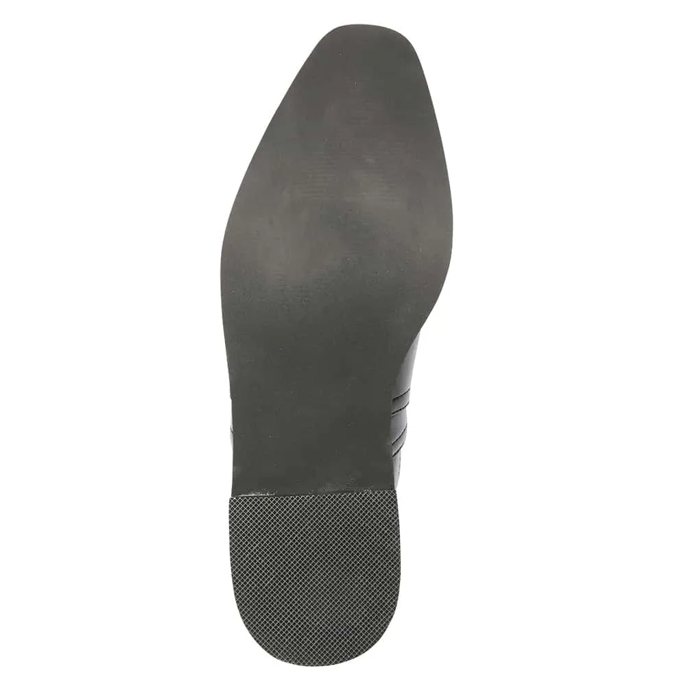 Arizona Boot in Black Crinkle Patent