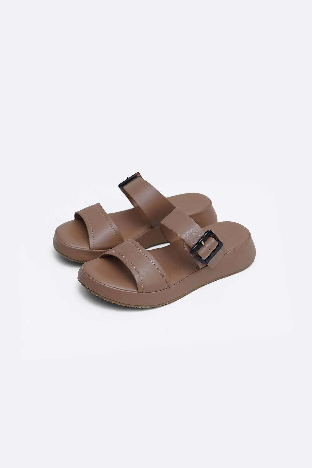 BUCKLE MAMA SLIDES