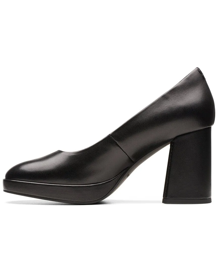 Clarks Zoya85 Court Leather Flat