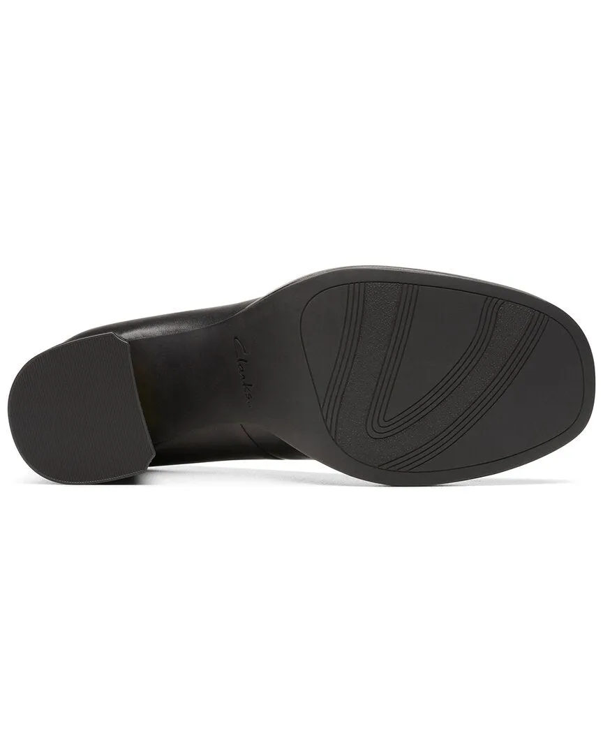 Clarks Zoya85 Court Leather Flat