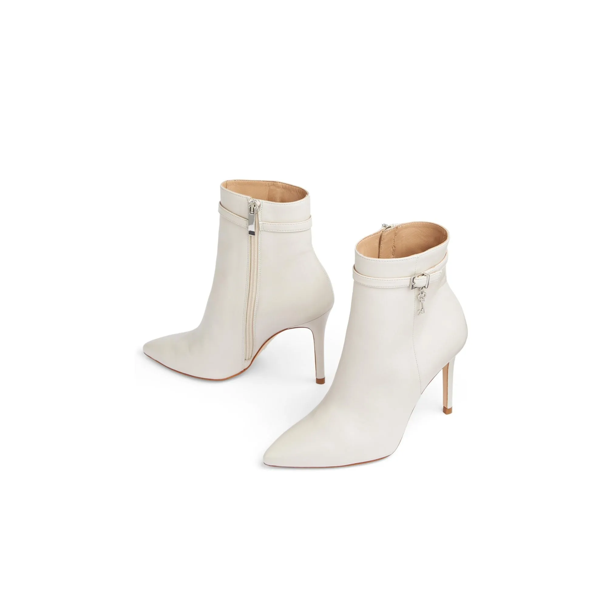 CLOVER ANKLE BOOTS