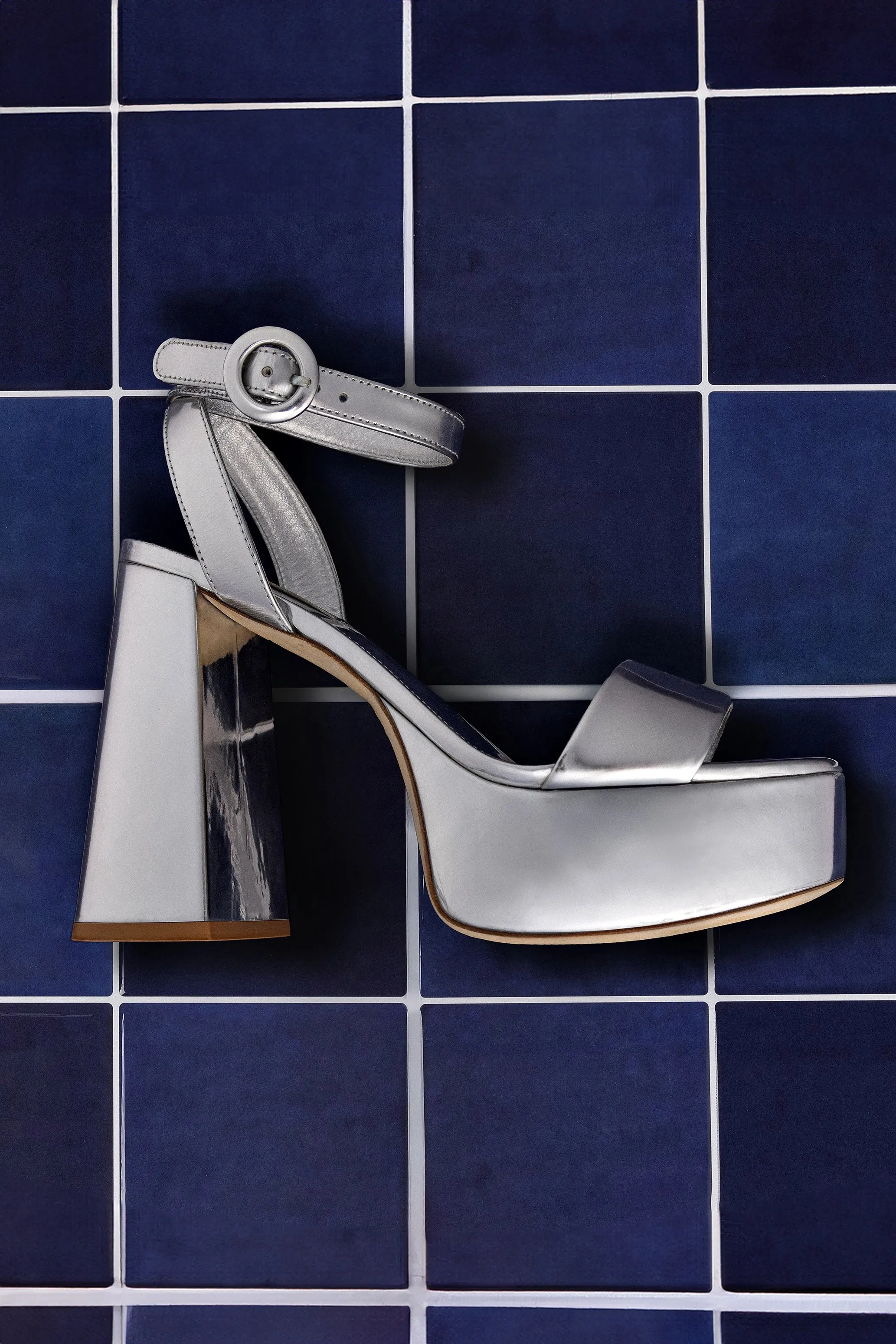 Dolly Sandal In Silver Specchio