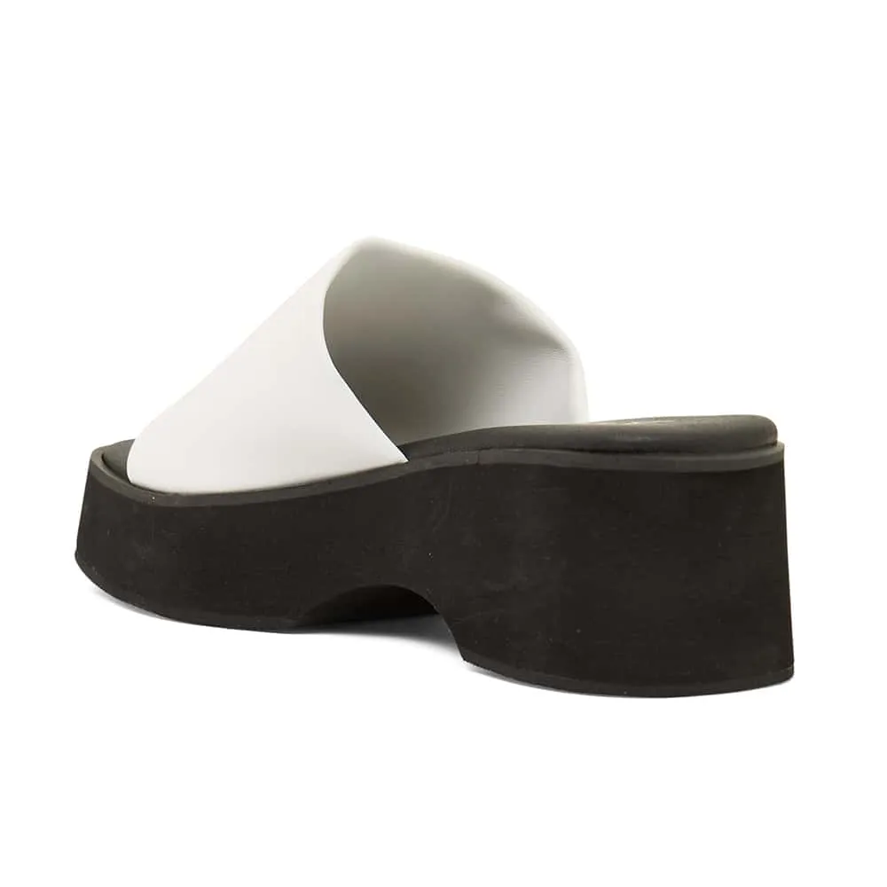 Fiasco Heel in White Smooth