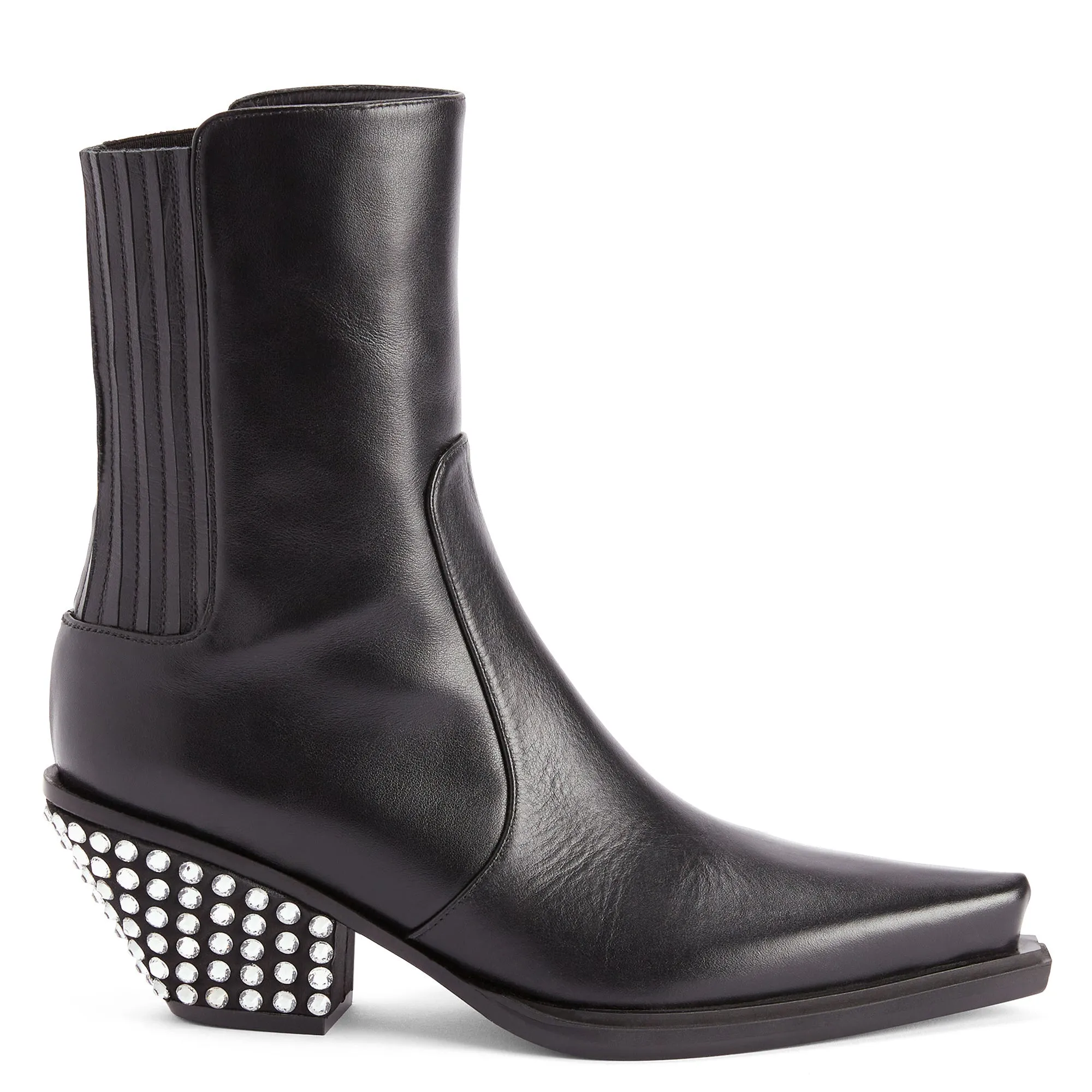 Giuseppe Zanotti Yanhira