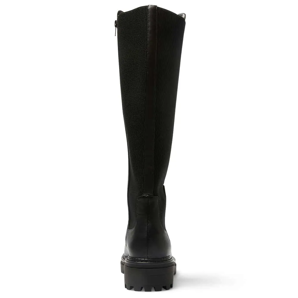 Hunter Boot in Black Smooth