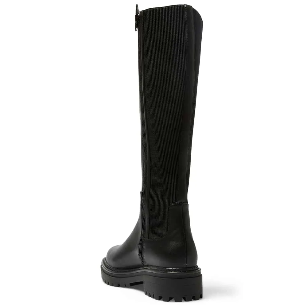 Hunter Boot in Black Smooth