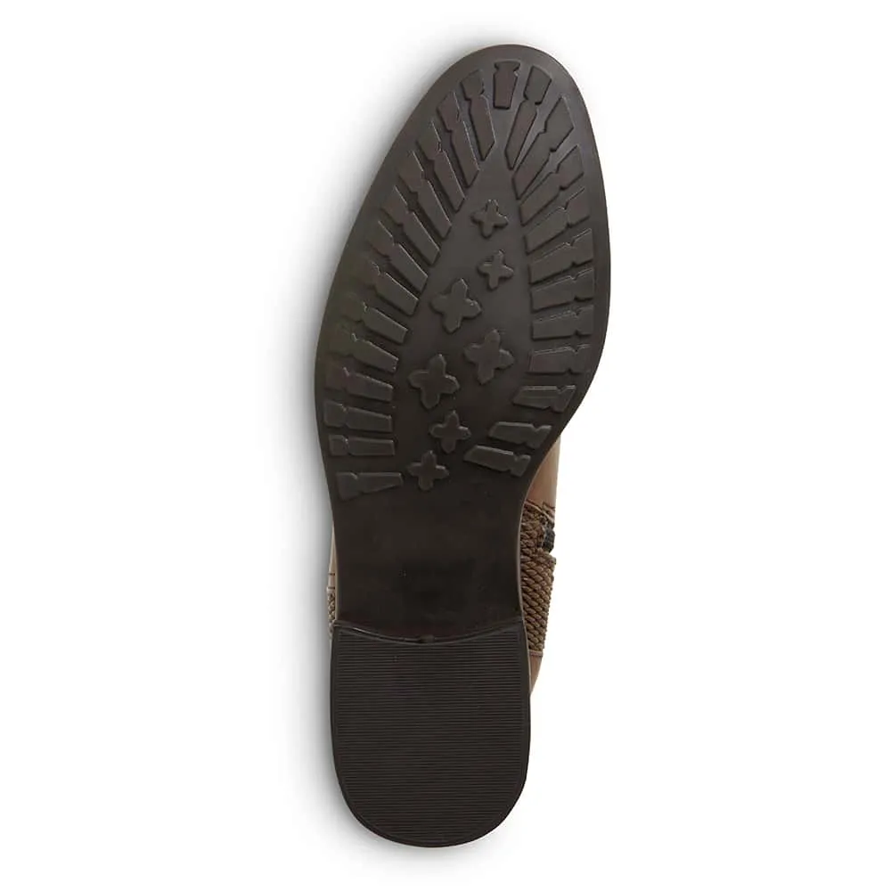 Ignite Boot in Brown Leather
