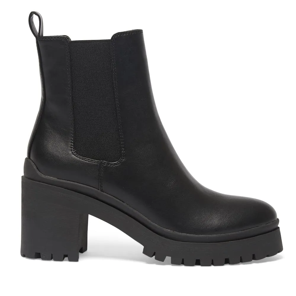 Jakarta Boot in Black Smooth