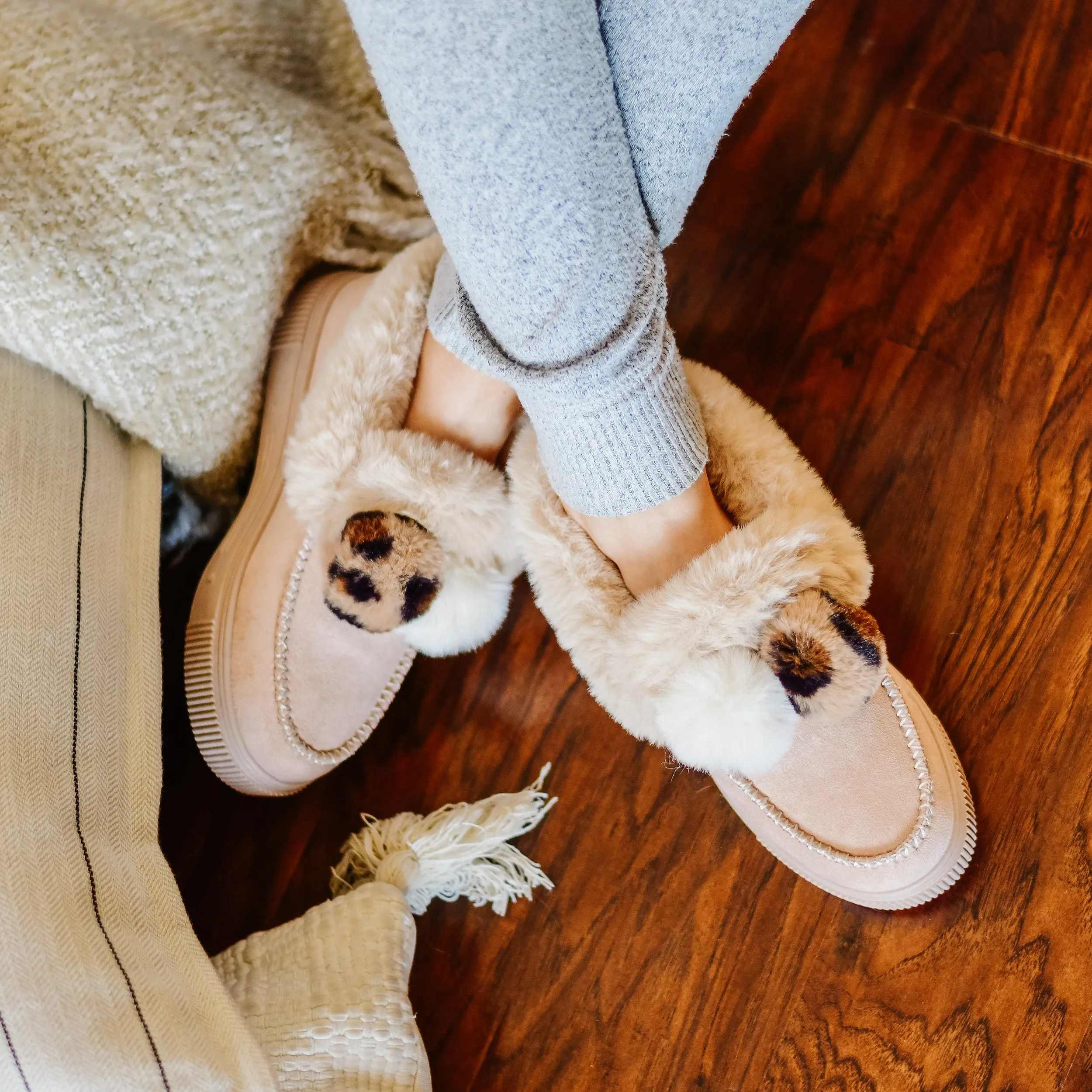Journee Collection Women's Tru Comfort Foam Sunset Slipper