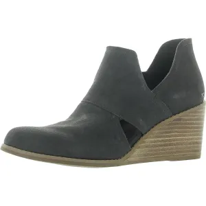 Kallie Womens Cut-Out Suede Booties