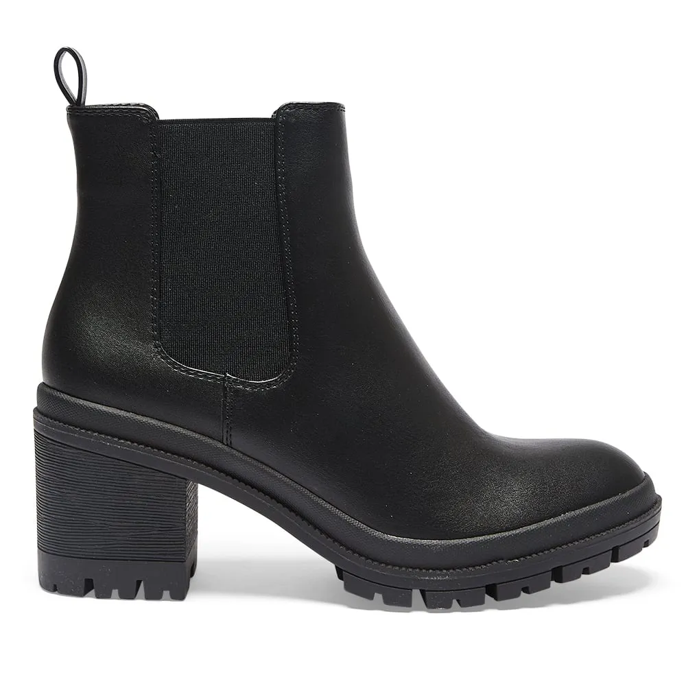 Keira Boot in Black Smooth