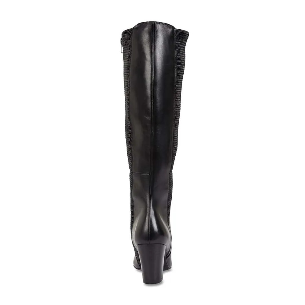 Knight Boot in Black Hi Shine Leather