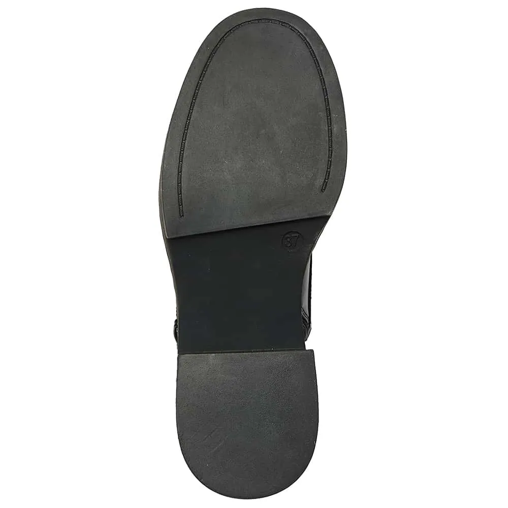 Kurt Boot in Black Smooth