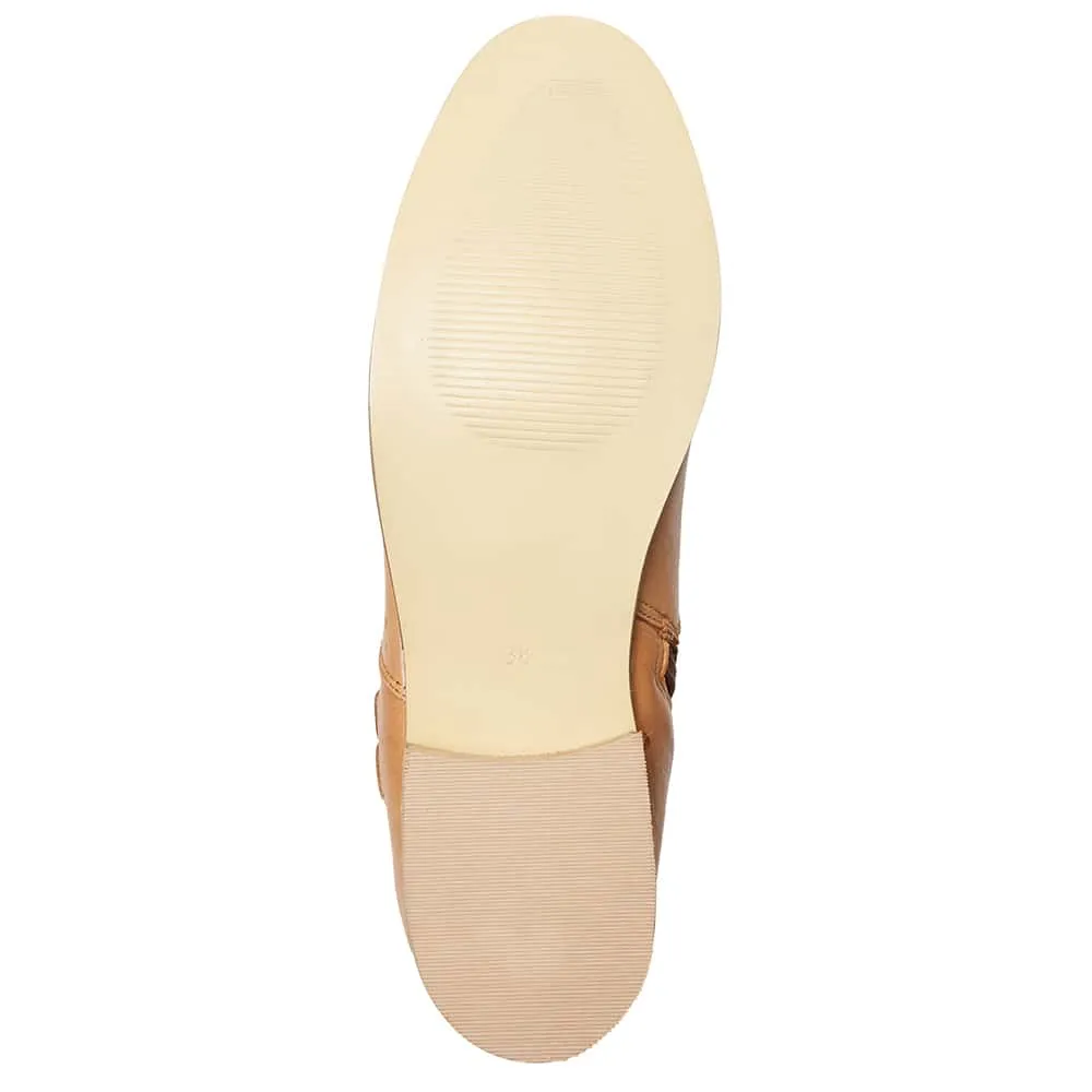 Leighton Boot in Tan Leather