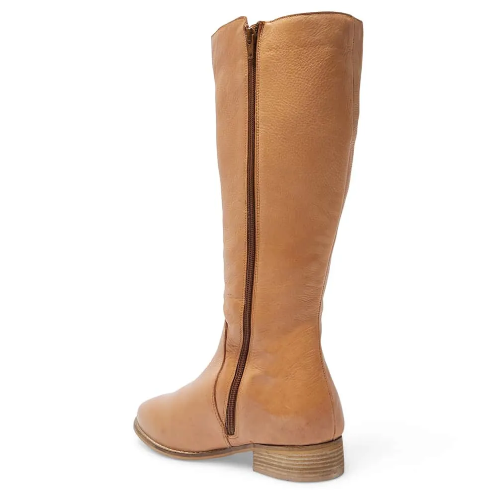 Leighton Boot in Tan Leather