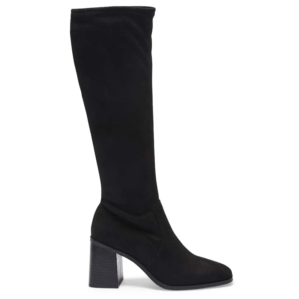 Macbeth Boot in Black Suede Look