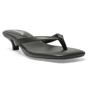 Malta Thongs in Black