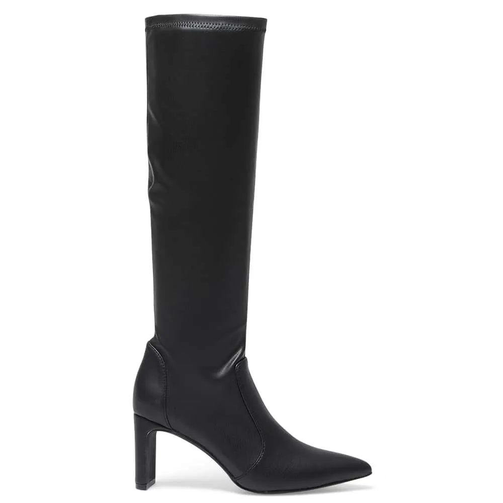Mateo Boot in Black