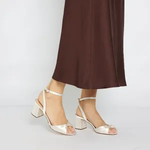 Nigelia Heel in Ivory Satin