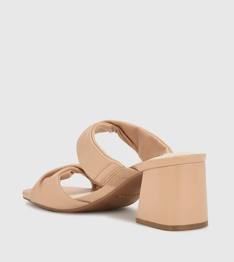 Nine West Gunie Sandals Women's 7 Beige Block Twisted Strap Heel Slip-On ZPO1386