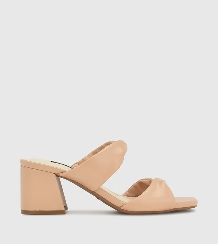 Nine West Gunie Sandals Women's 7 Beige Block Twisted Strap Heel Slip-On ZPO1386