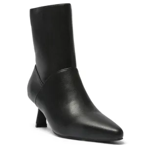 Paloma Boot in Black Smooth