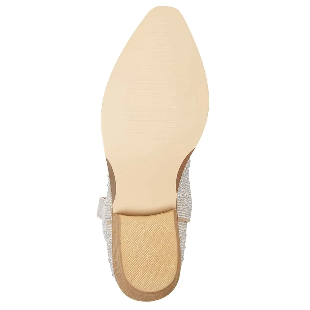 Perla Boot in Ivory Pearl