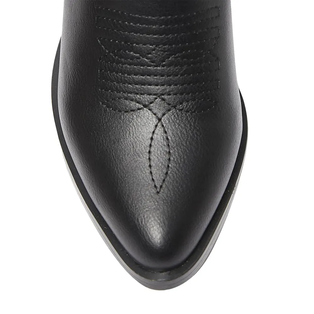 Ryder Boot in Black Smooth