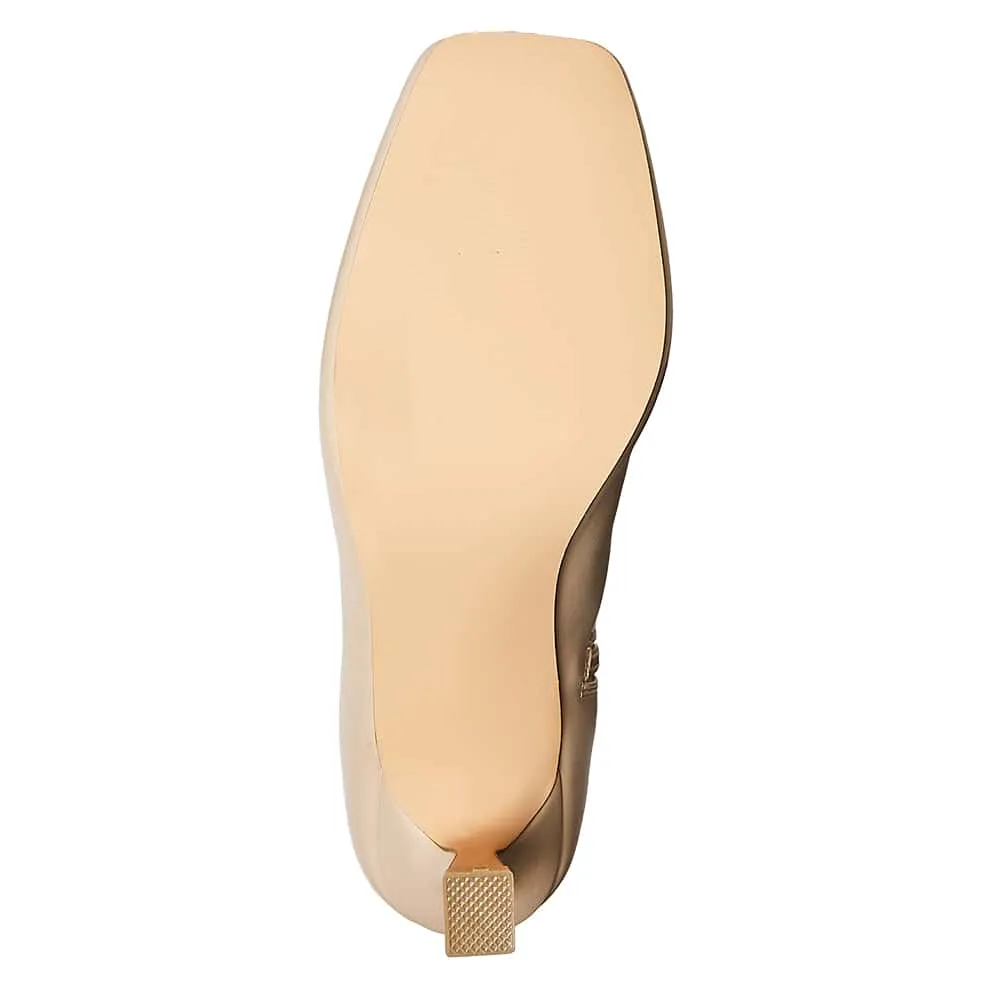 Trace Boot in Nude Smooth