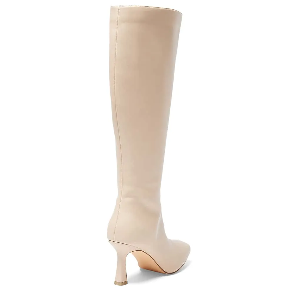 Trace Boot in Nude Smooth