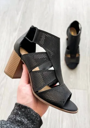 Women Cut-Out Heel In Black
