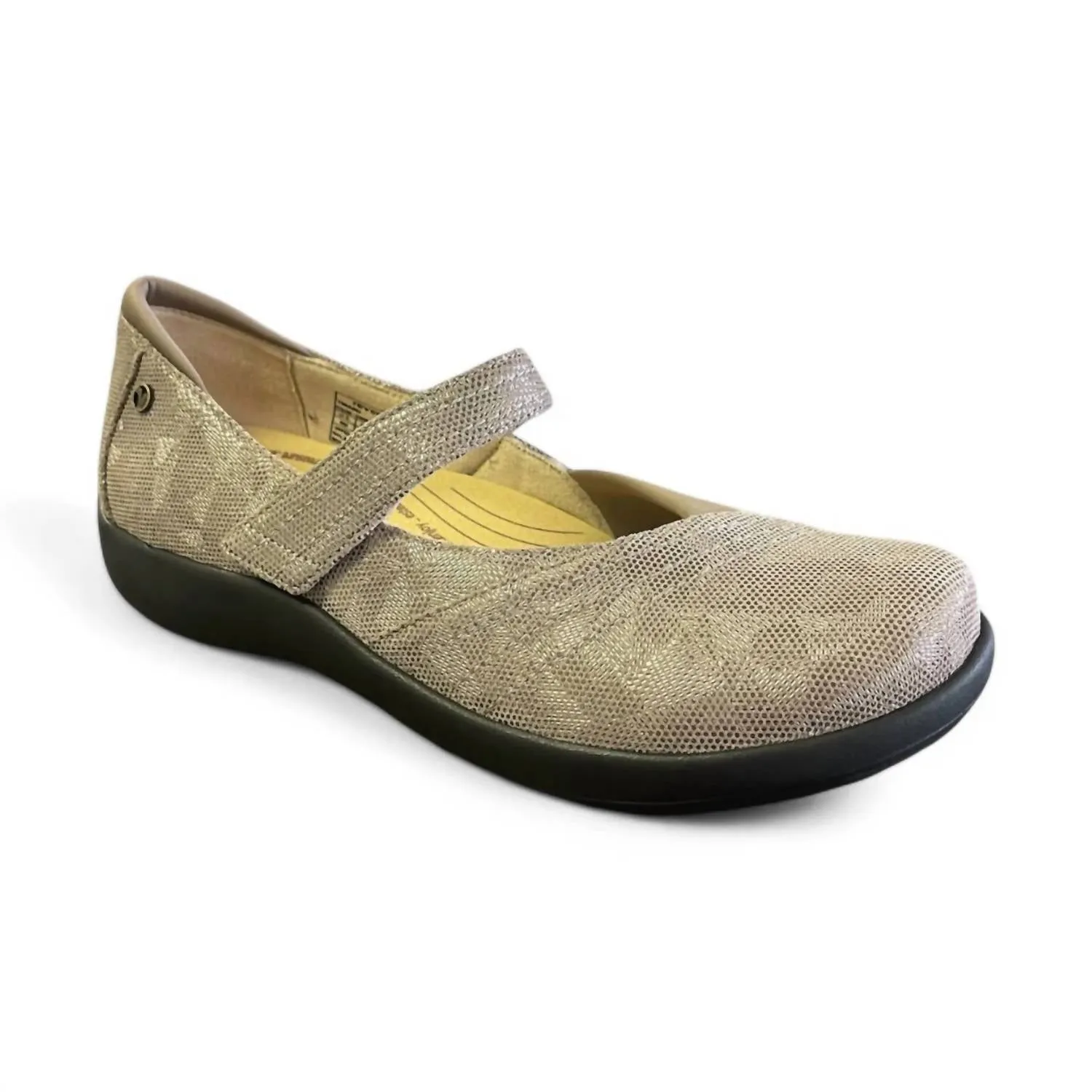Women Timaru Sandal In Champagne Angle