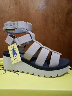 Women Yufio Sandal In Cloud/beige