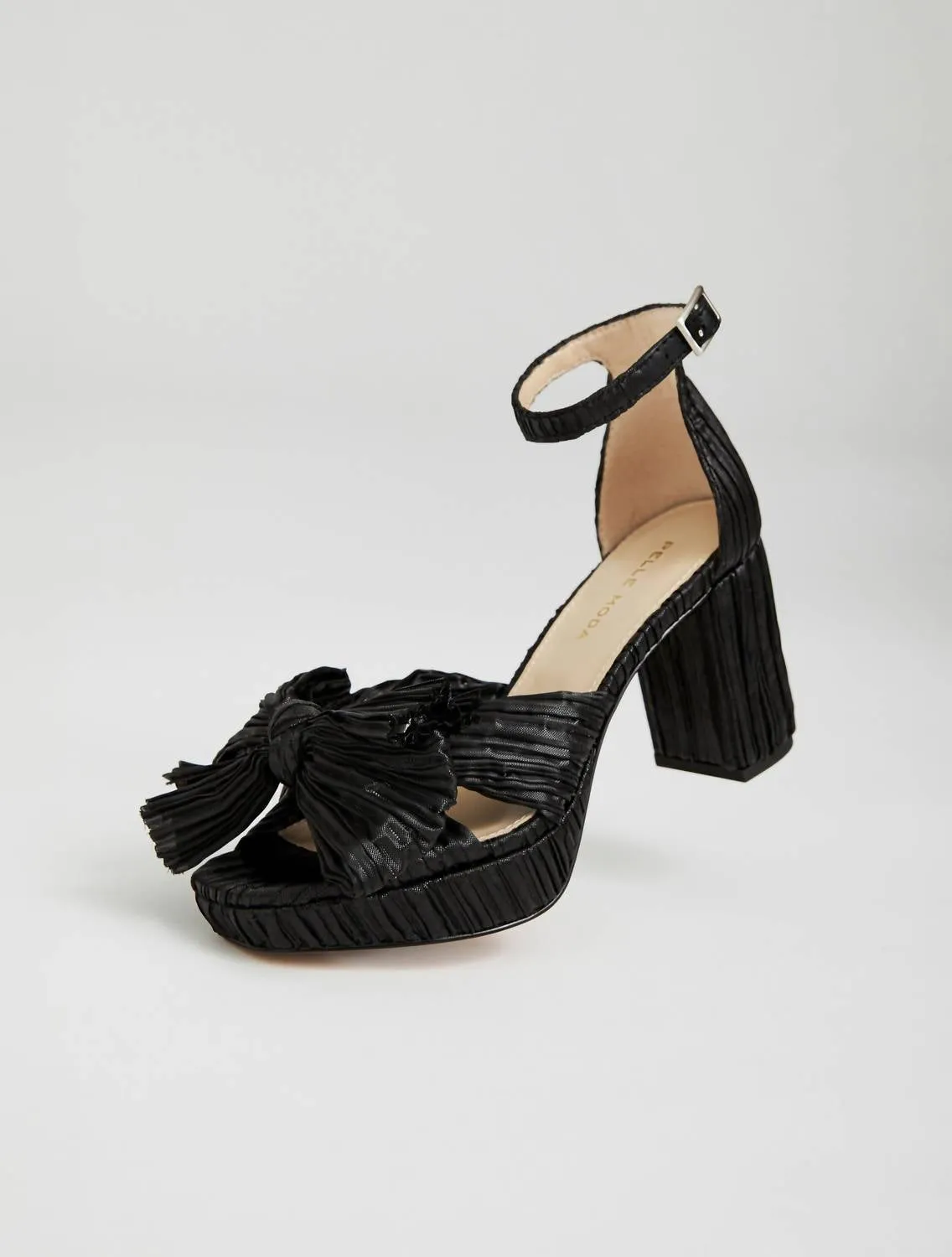 Women's Amalie Platform In Black Pleated Fabric