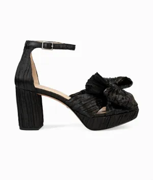 Women's Amalie Platform In Black Pleated Fabric