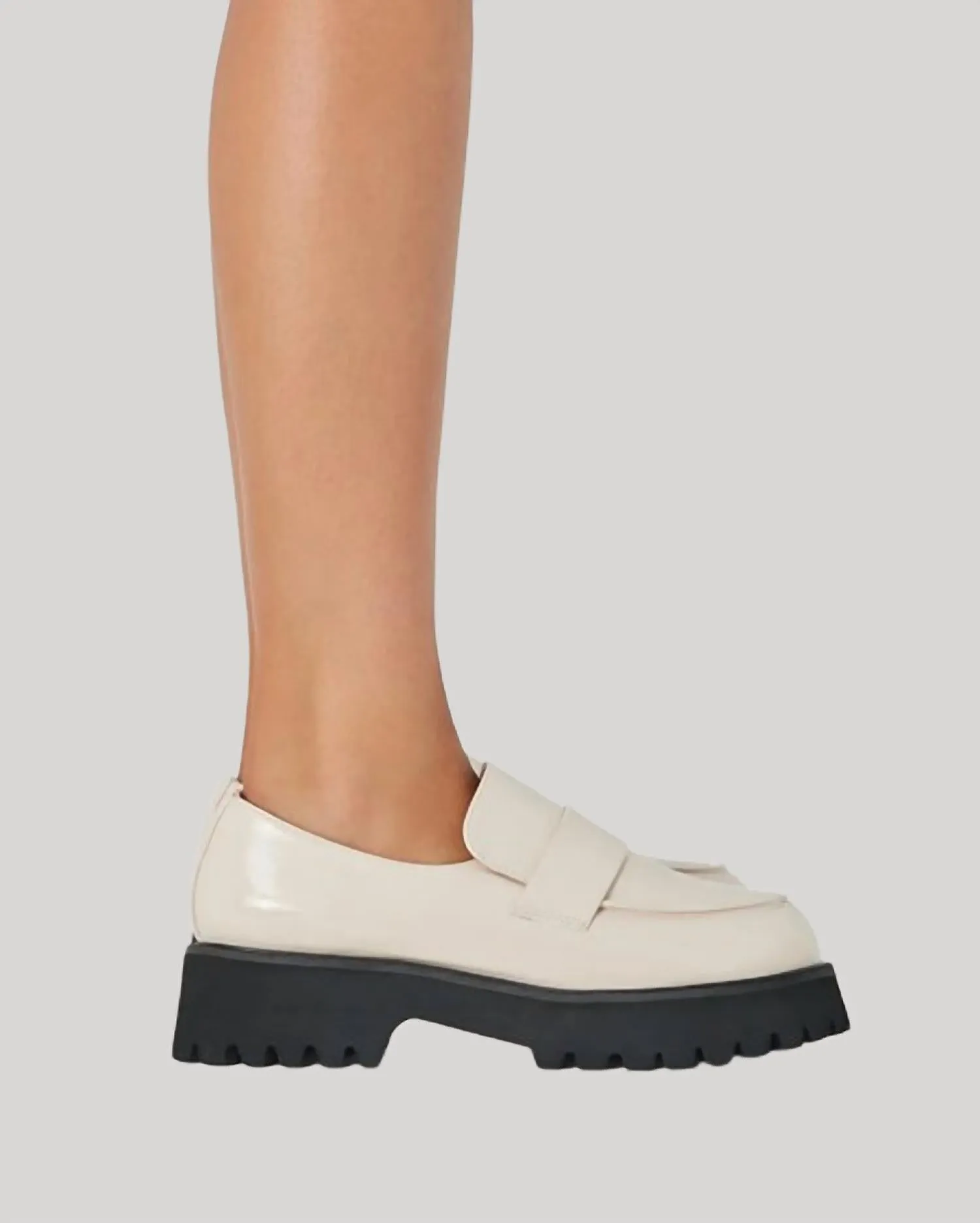 Women's Billini Cruz Loafer In Chalk Crinkle Patent