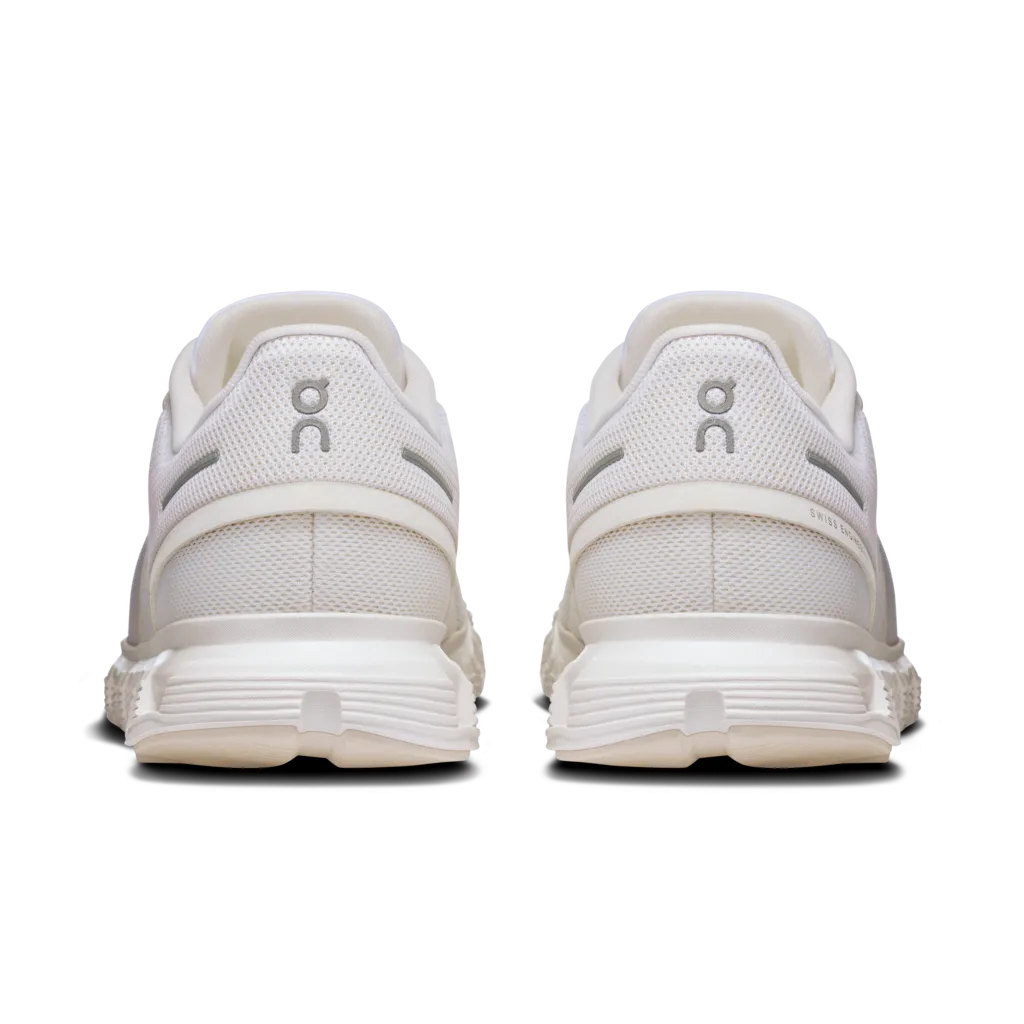 WOMEN'S CLOUD 6