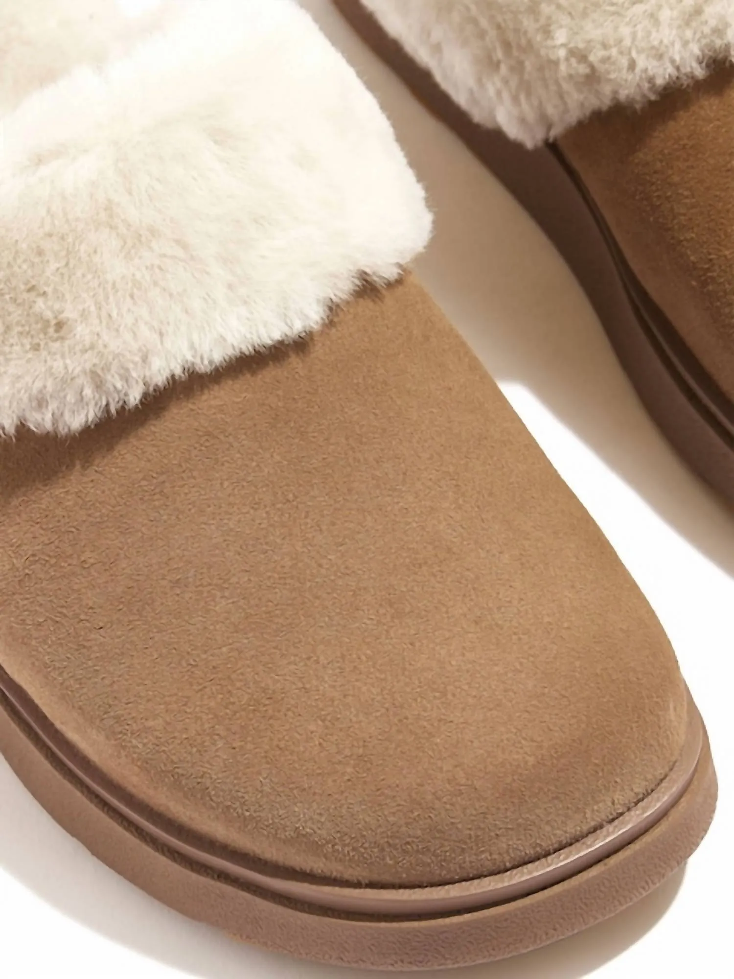 Women's Gen-Ff Shearling Collar Slippers In Desert Tan
