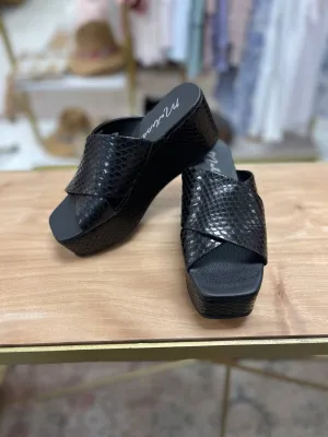 Women's Holden Slides In Black