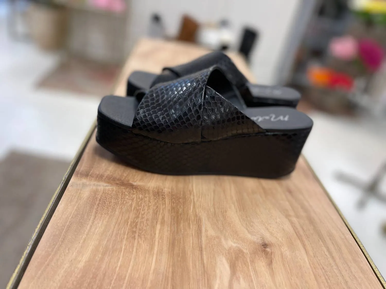 Women's Holden Slides In Black