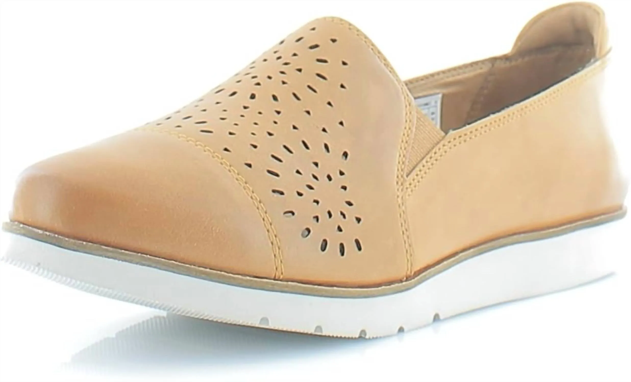 Women's Laci Gore Slip On Shoes In Honey
