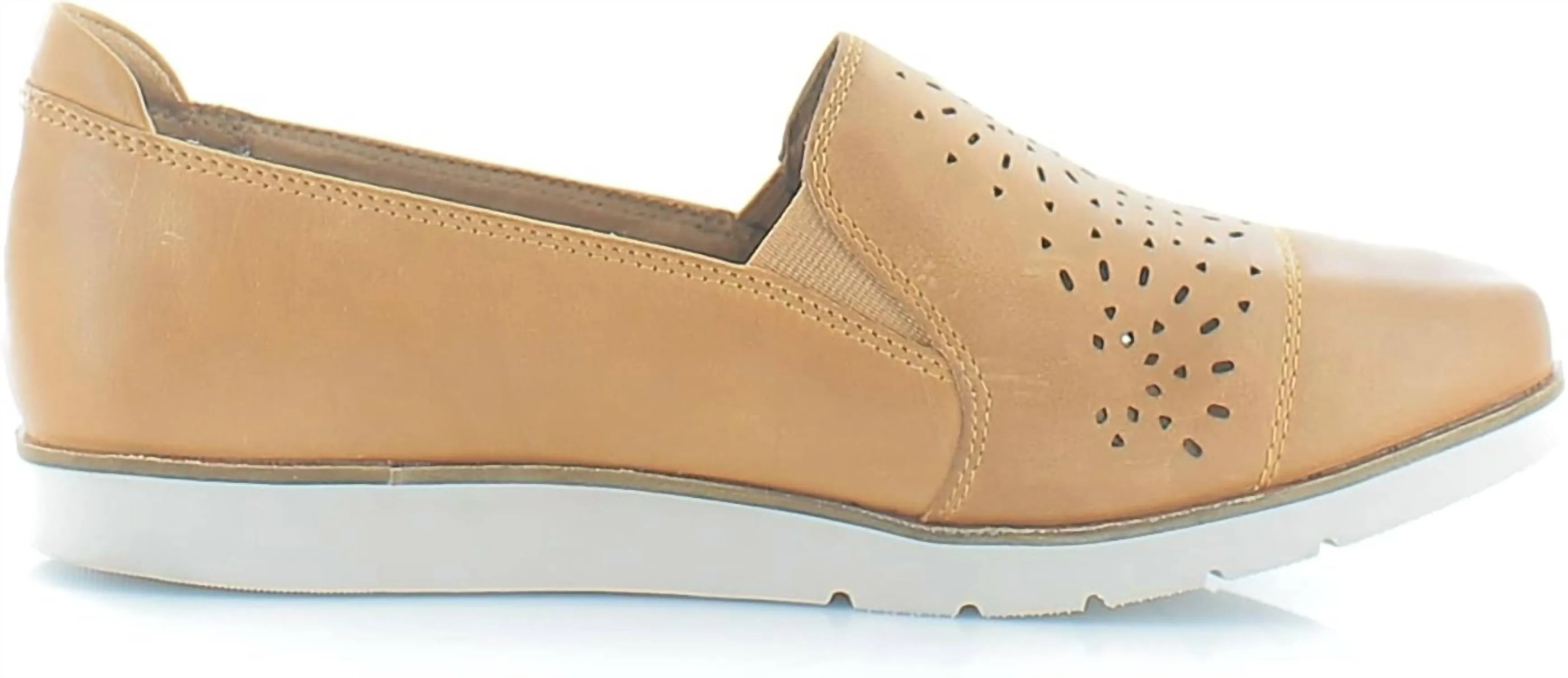 Women's Laci Gore Slip On Shoes In Honey