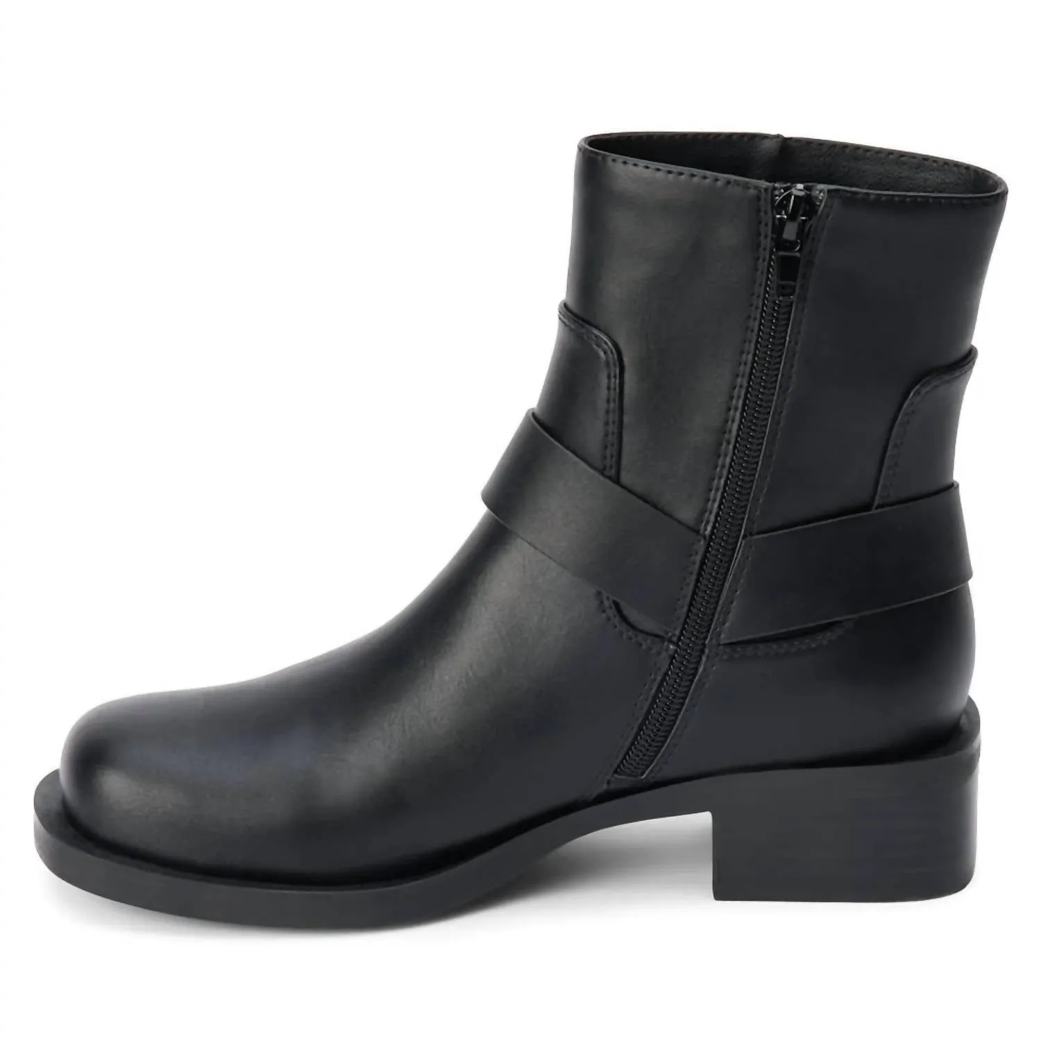 Women's Mac Boots In Black