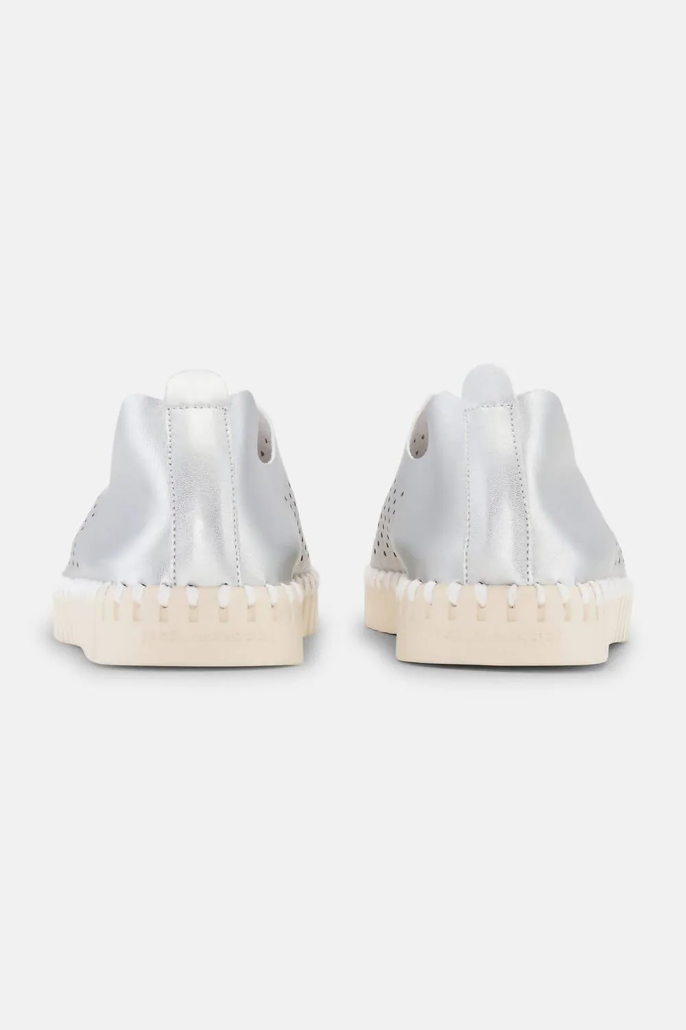 Women's Metallic Tulip Slip-On In Silver