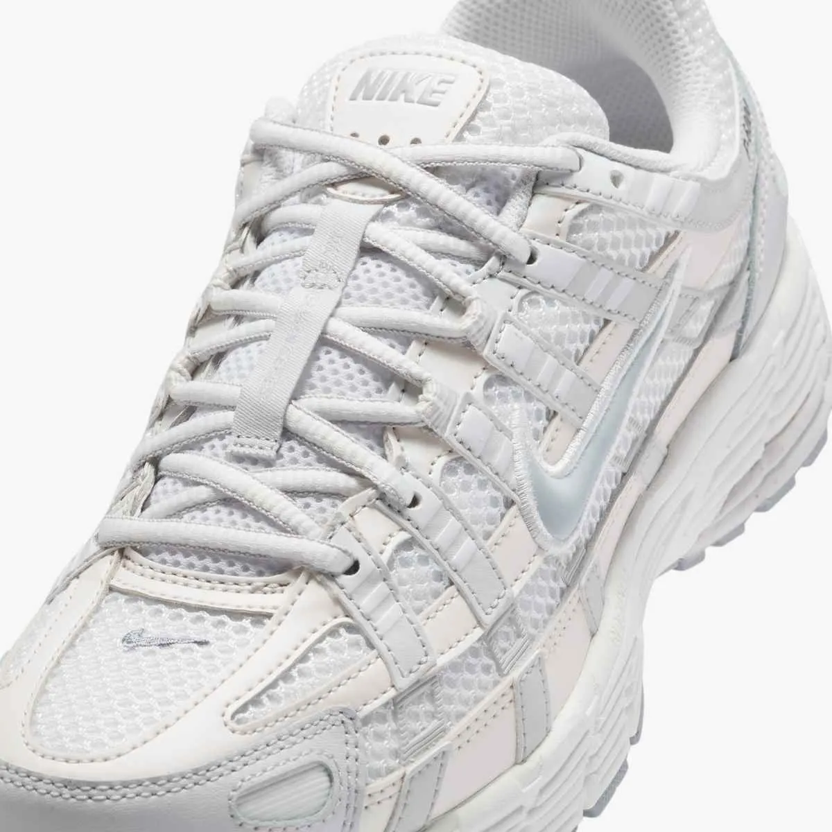 WOMEN'S P-6000 SE