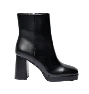 Women's Slug Bug Boots In Black Pu