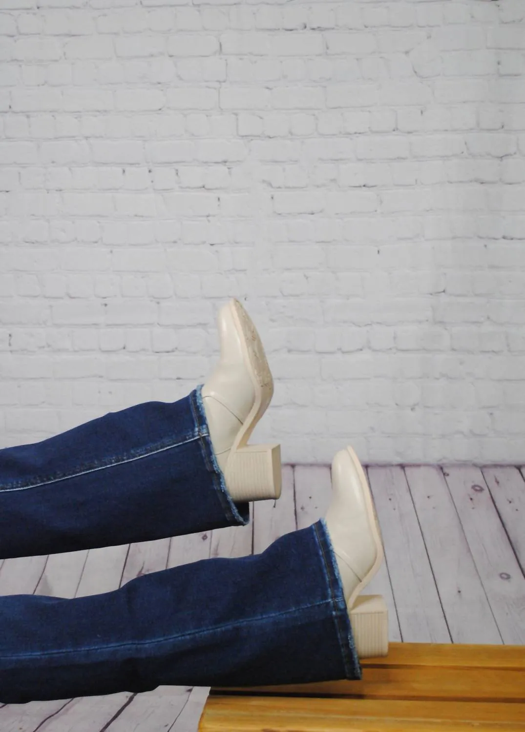 Women's U See Bootie In Cream