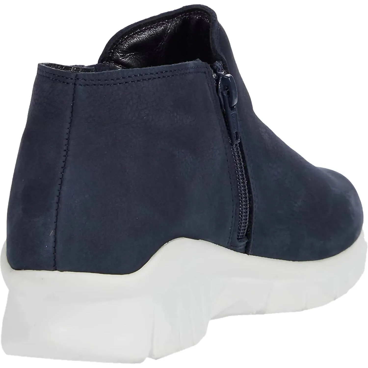 Women's Zodiac Shoes In Navy Velvet Nubuck