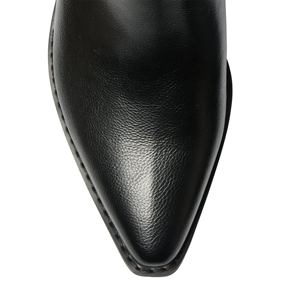 Wyoming Boot in Black Smooth