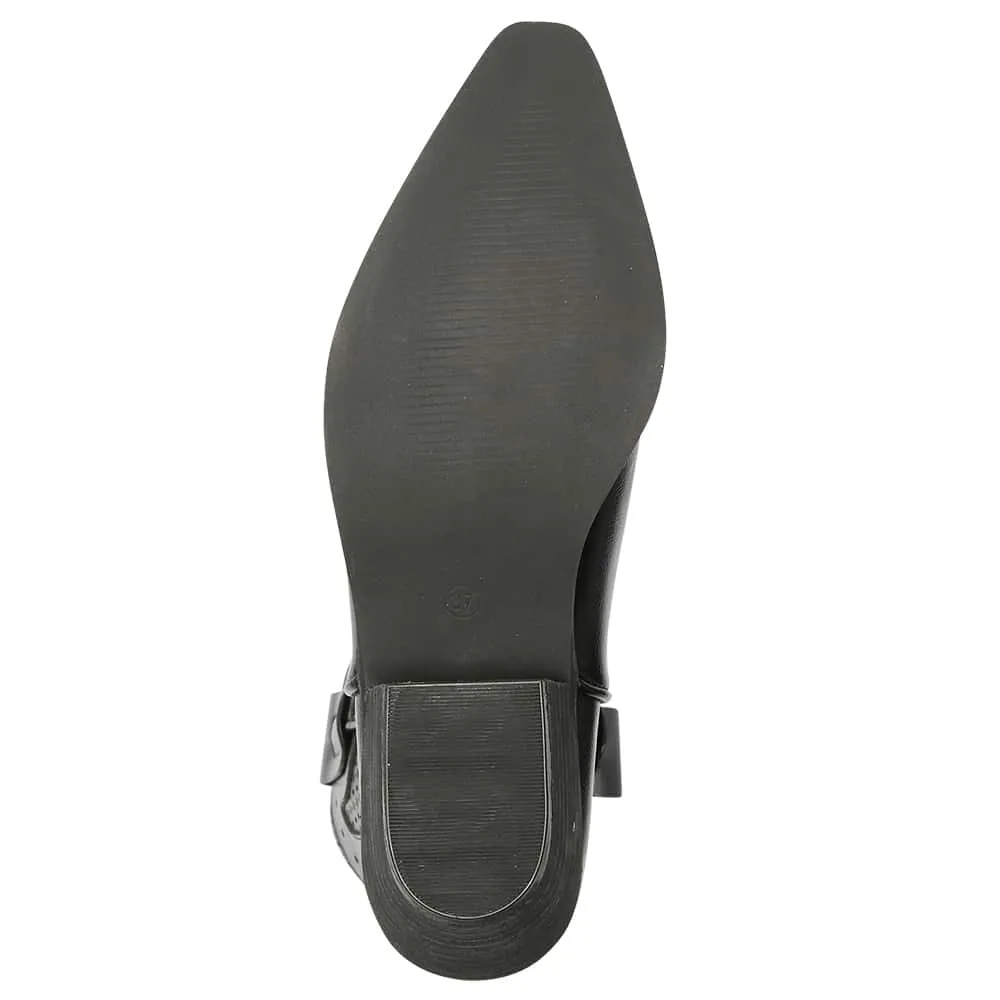 Wyoming Boot in Black Smooth
